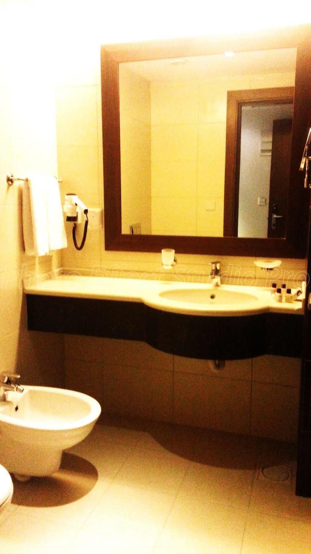 President Hotel Amman Eksteriør bilde